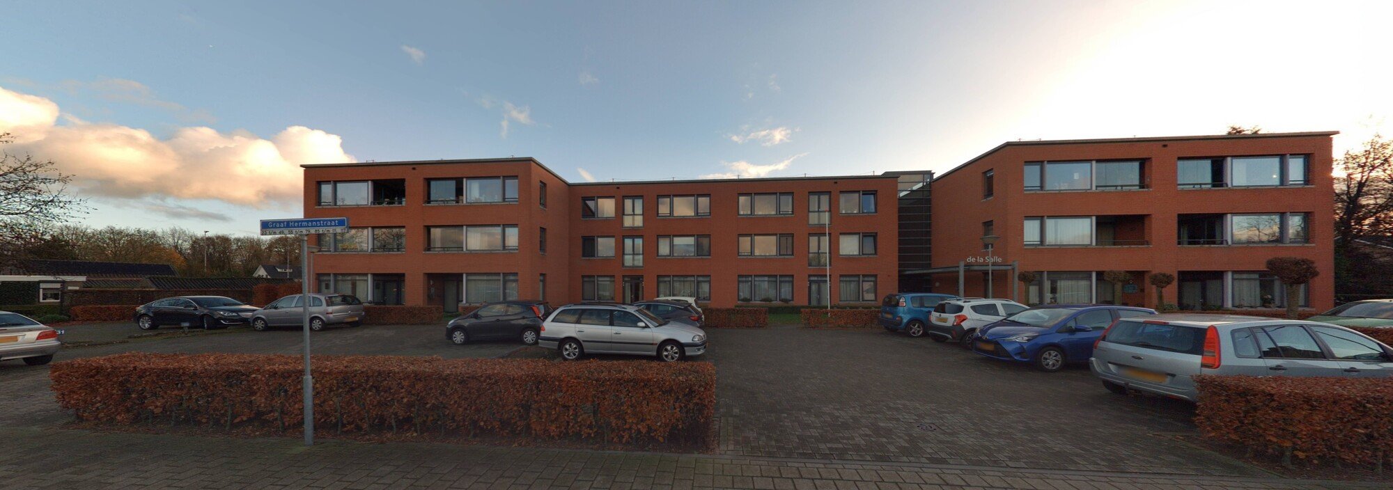 Graaf Hermanstraat 77
