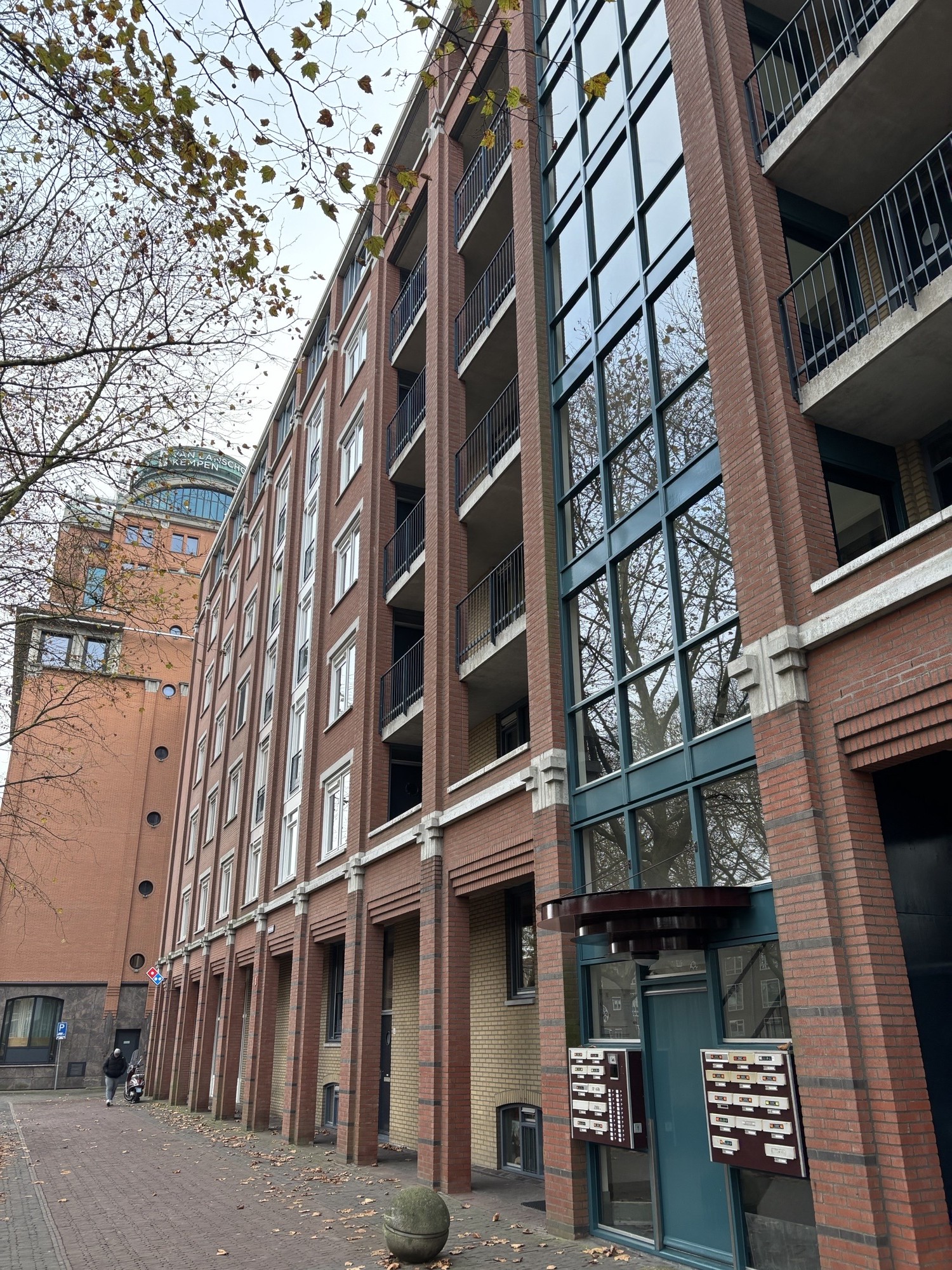 huurwoningen te huur op Newtonlaan 116